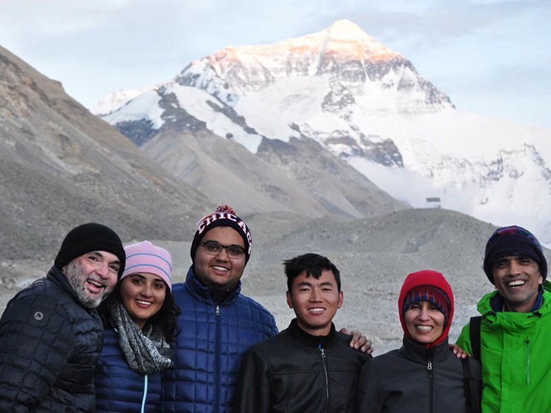 Visit-the north-Everest-base-camp-Tibet with Lhasa local tour agency